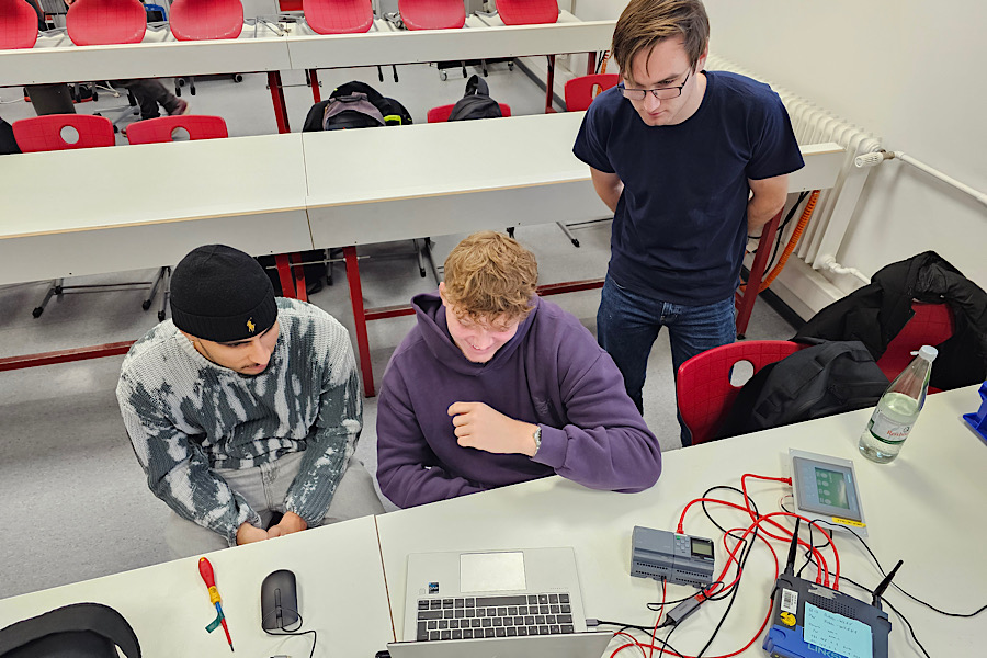 IMG_2025-11-10-190650 IMG_2025-11-10-190650